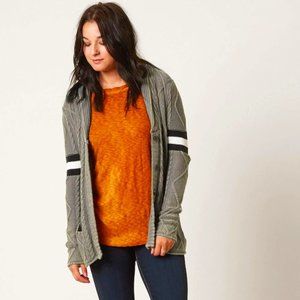 GILDED INTENT - Cable Knit Cardigan Sweater - M